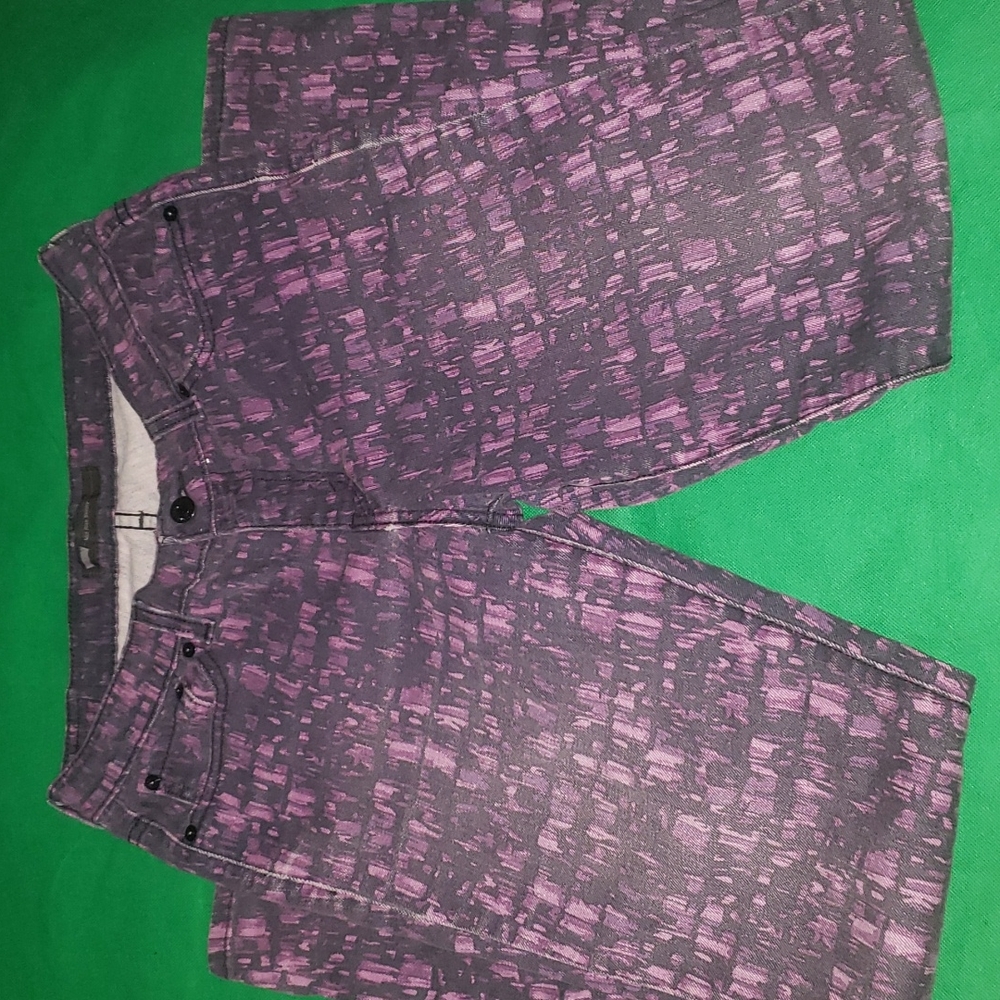 Levis - Picture 4 of 6